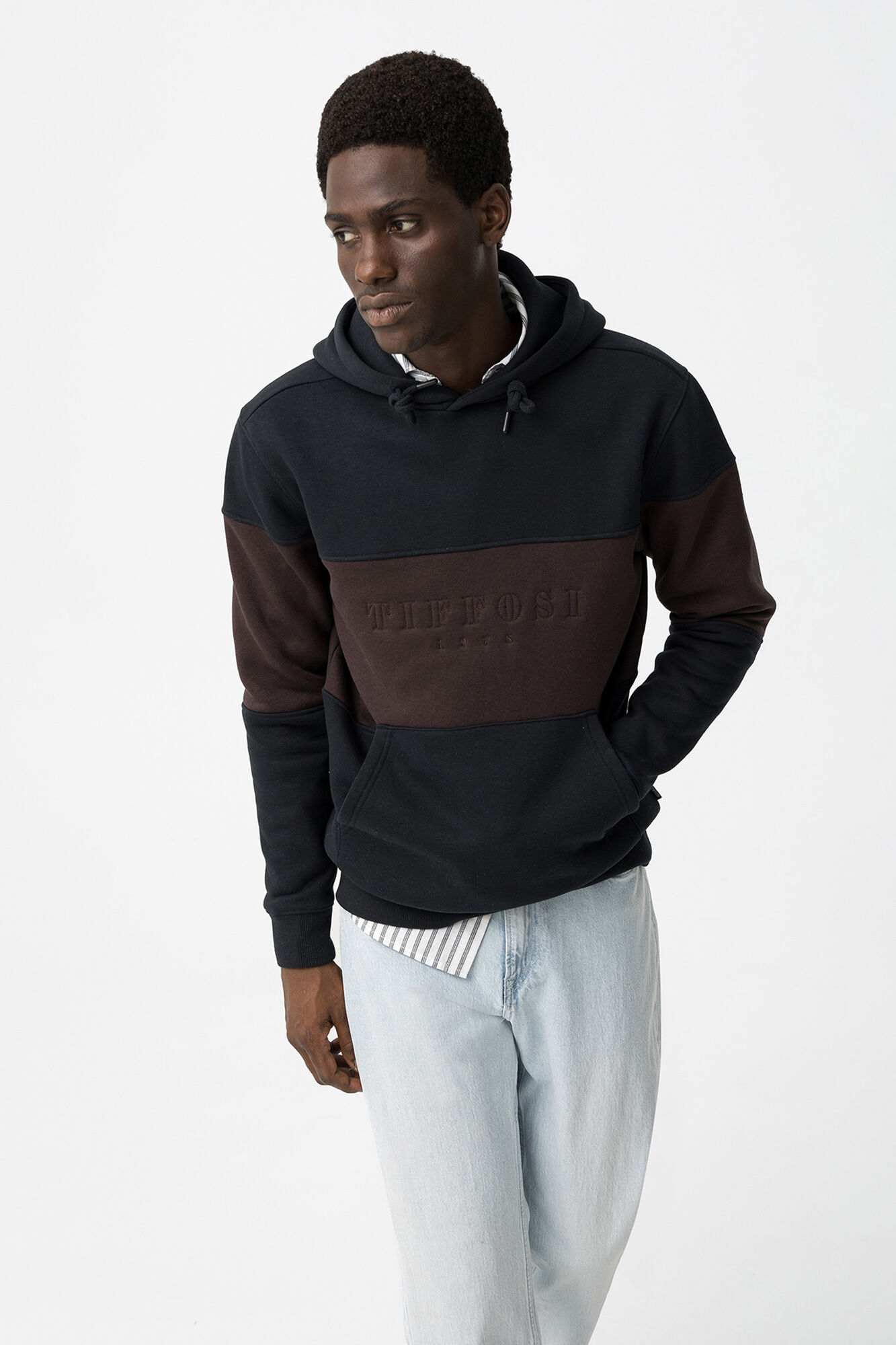 Tiffosi Moletom com capuz e bordado frontal