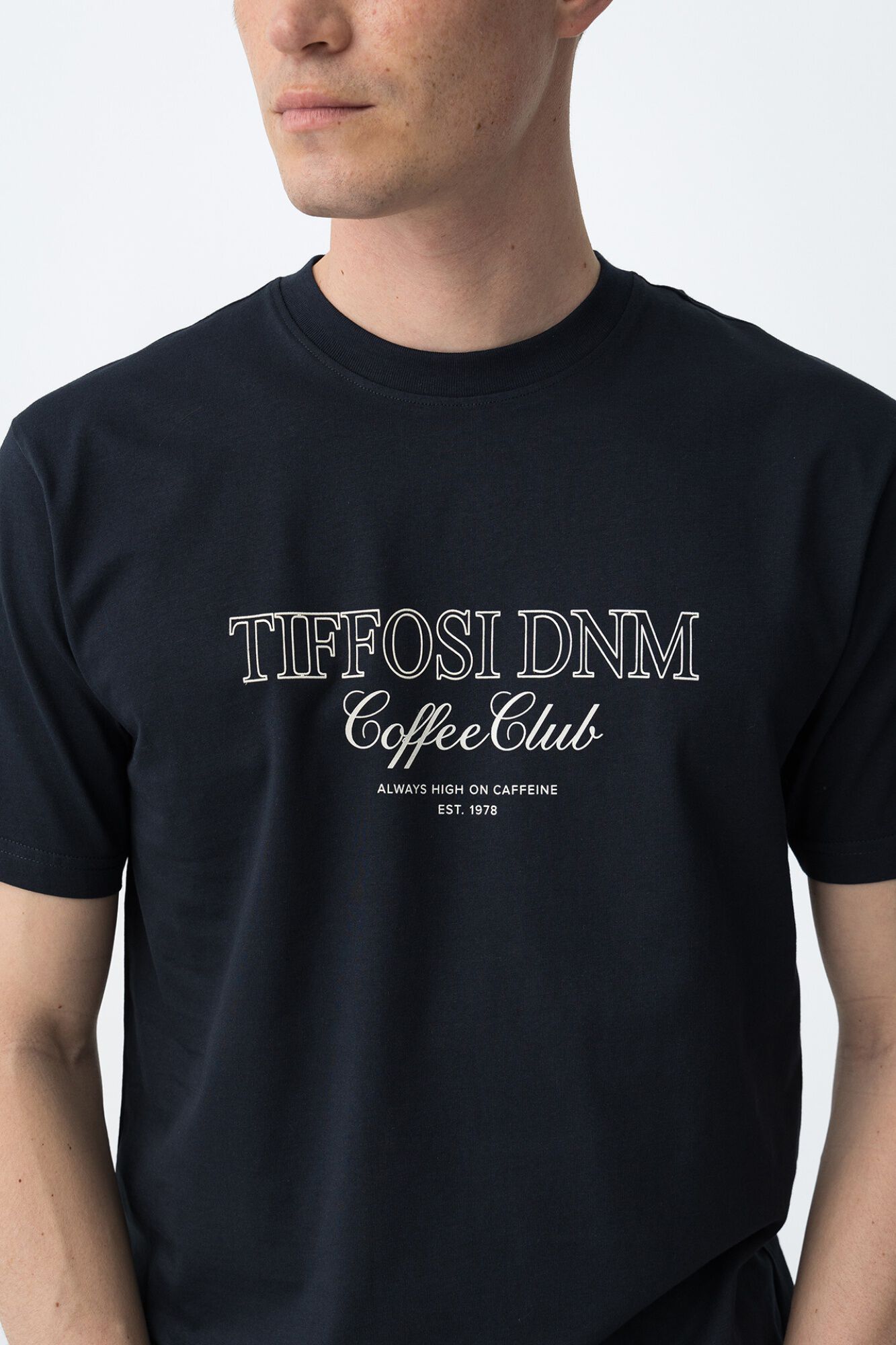 Short-sleeved T-shirt