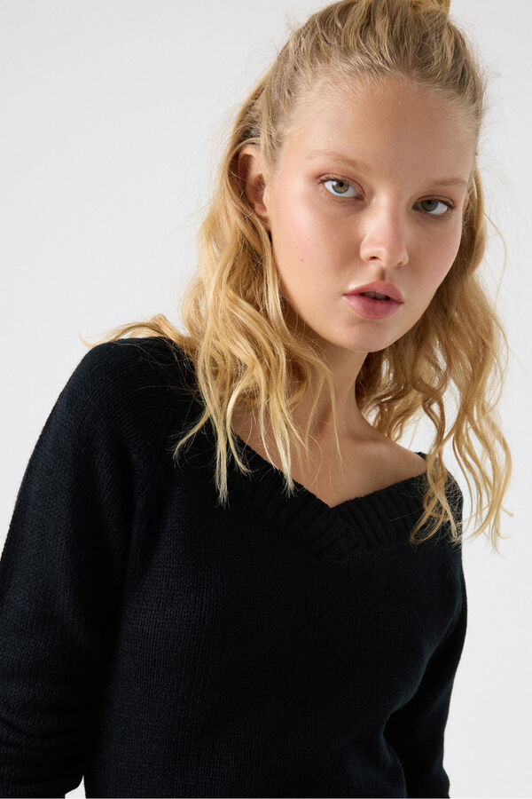 Inside Jersey Cuello Pico negro