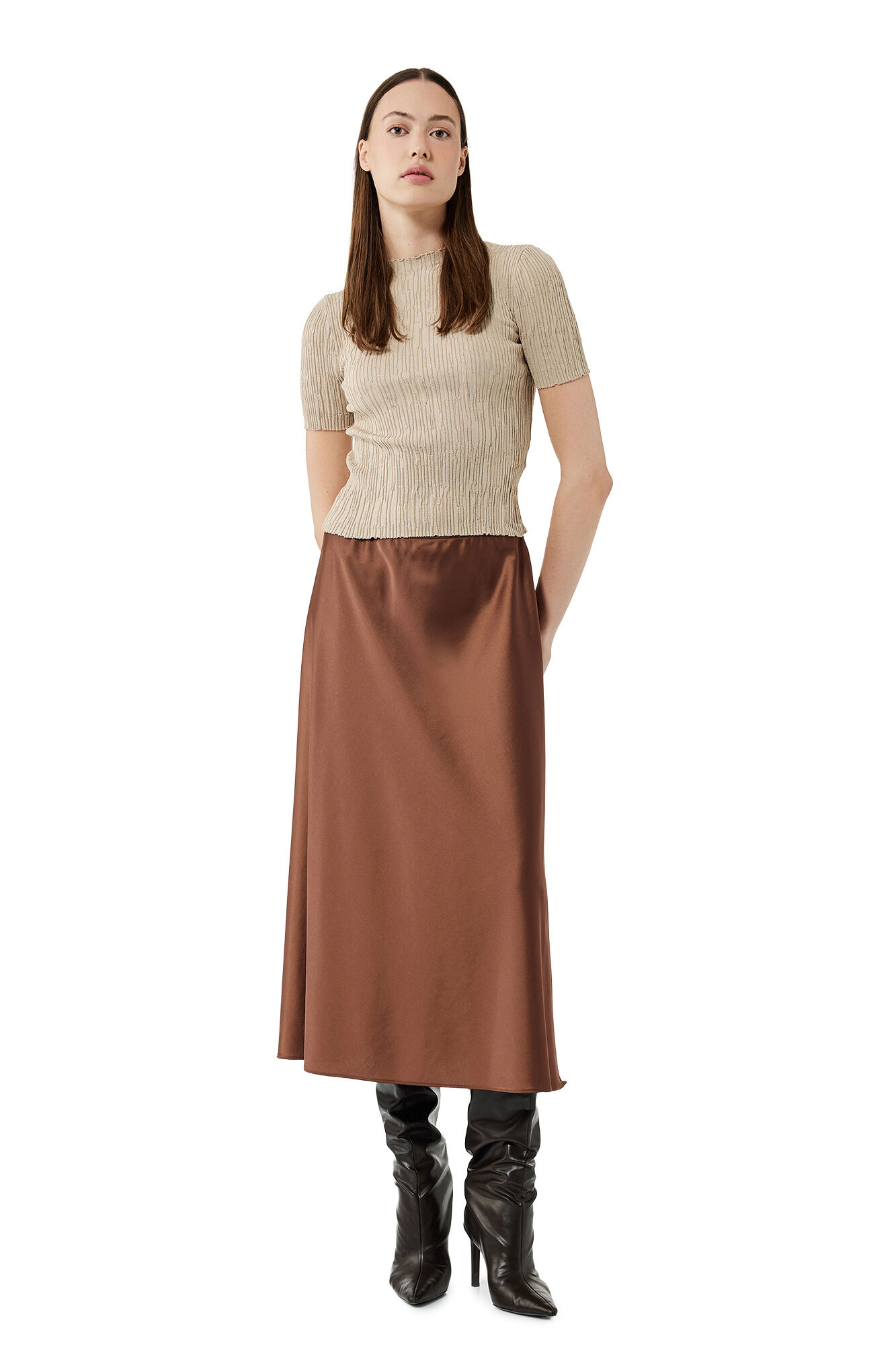 Koton Falda midi de corte regular con cintura est&aacute;ndar