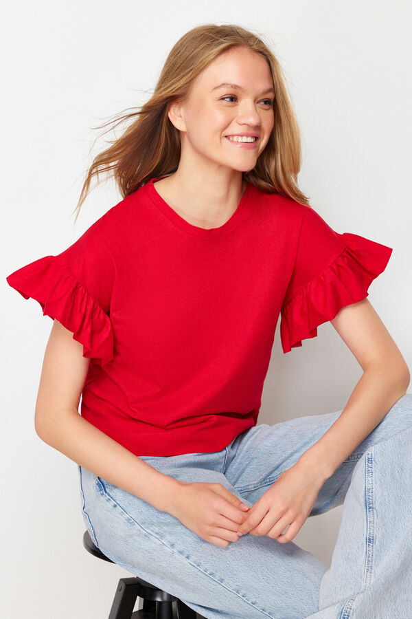 Trendyol Camiseta manga corta con volantes rojo