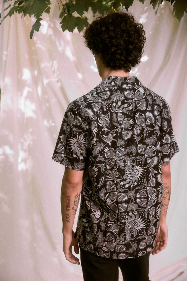 Springfield Short-sleeved shirt with Roots print black