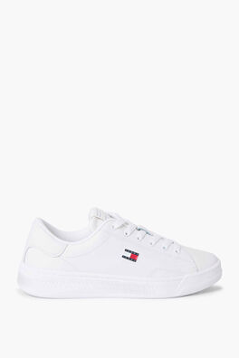 Zapatillas con bandera