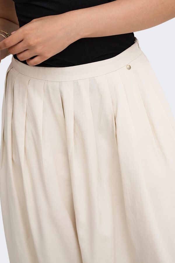 Only Pleated long skirt beige