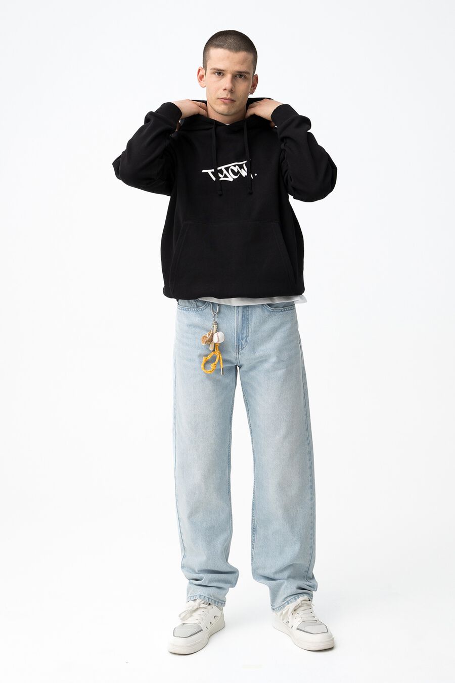 Pantalón vaquero ancho