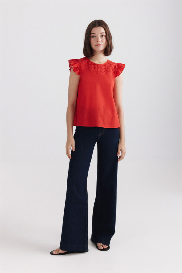 Springfield Crochet ruffle blouse burgundy