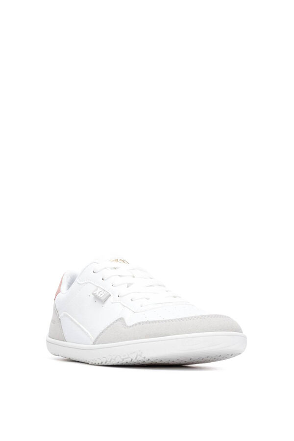 XTI Wide fit trainers white