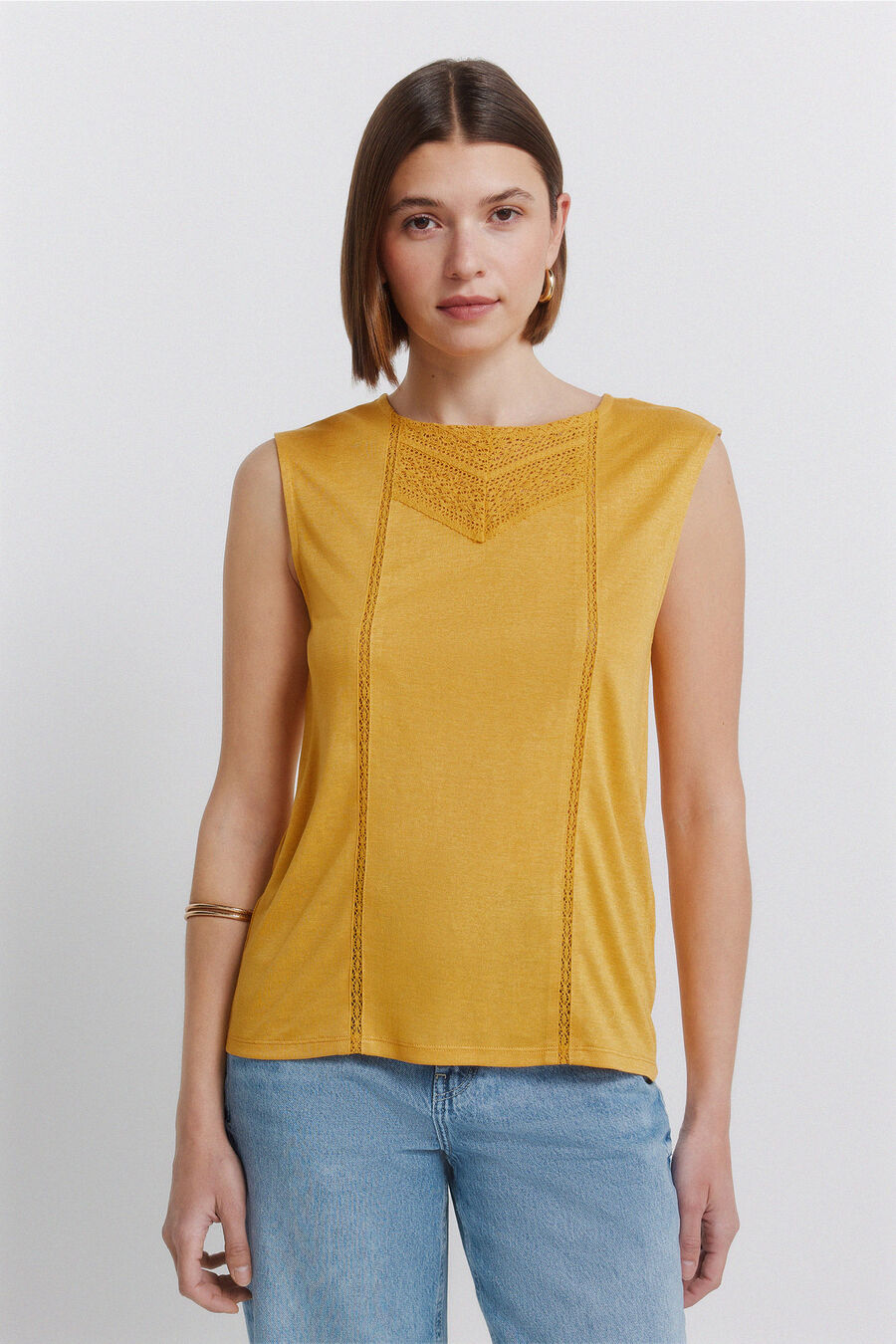 Camiseta sin mangas crochet