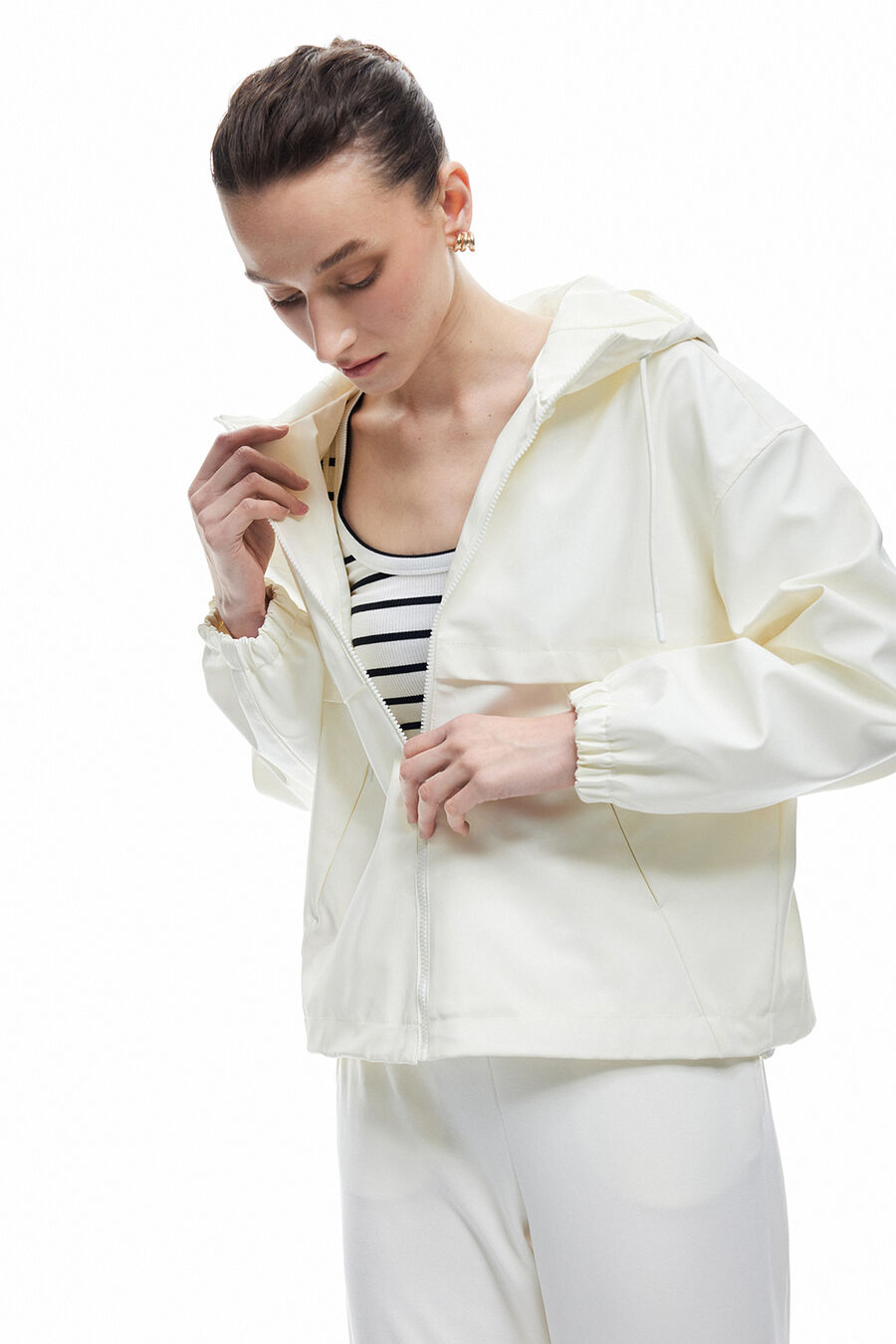 Impermeable efecto cuero