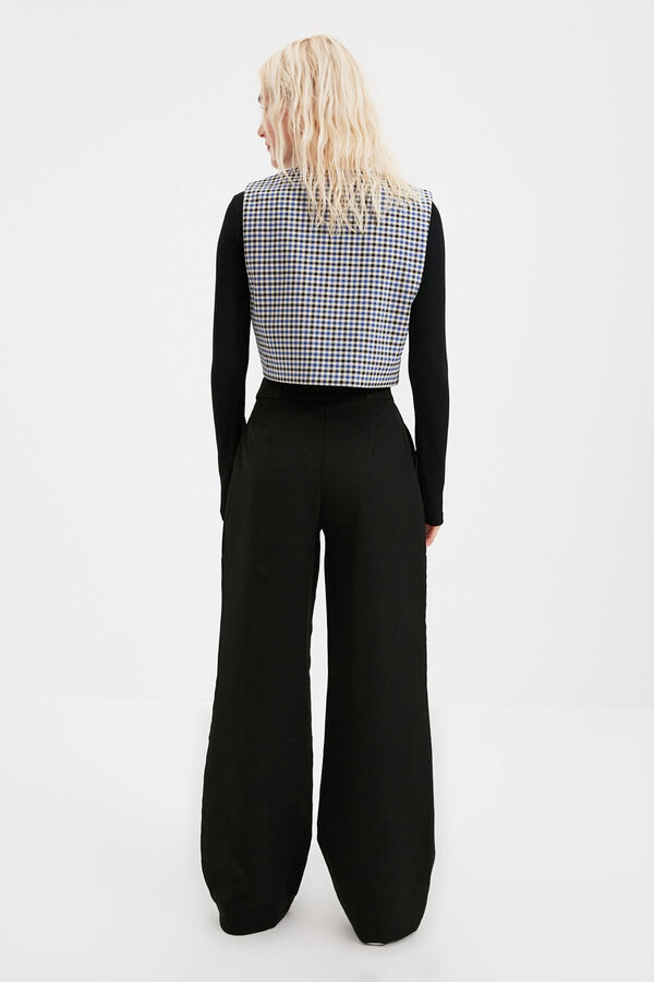 Trendyol Pleated pants Crna