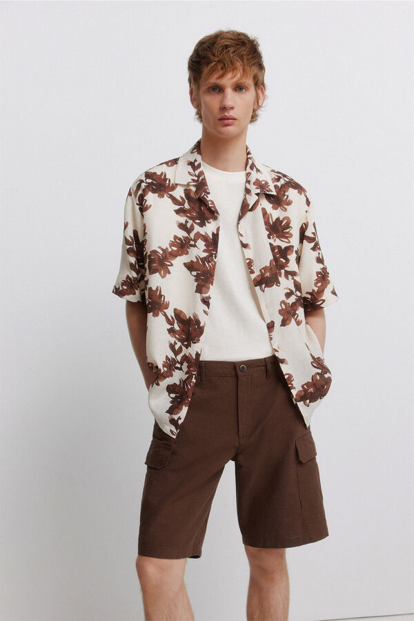 Springfield Linen cargo comfort fit Bermuda shorts nude