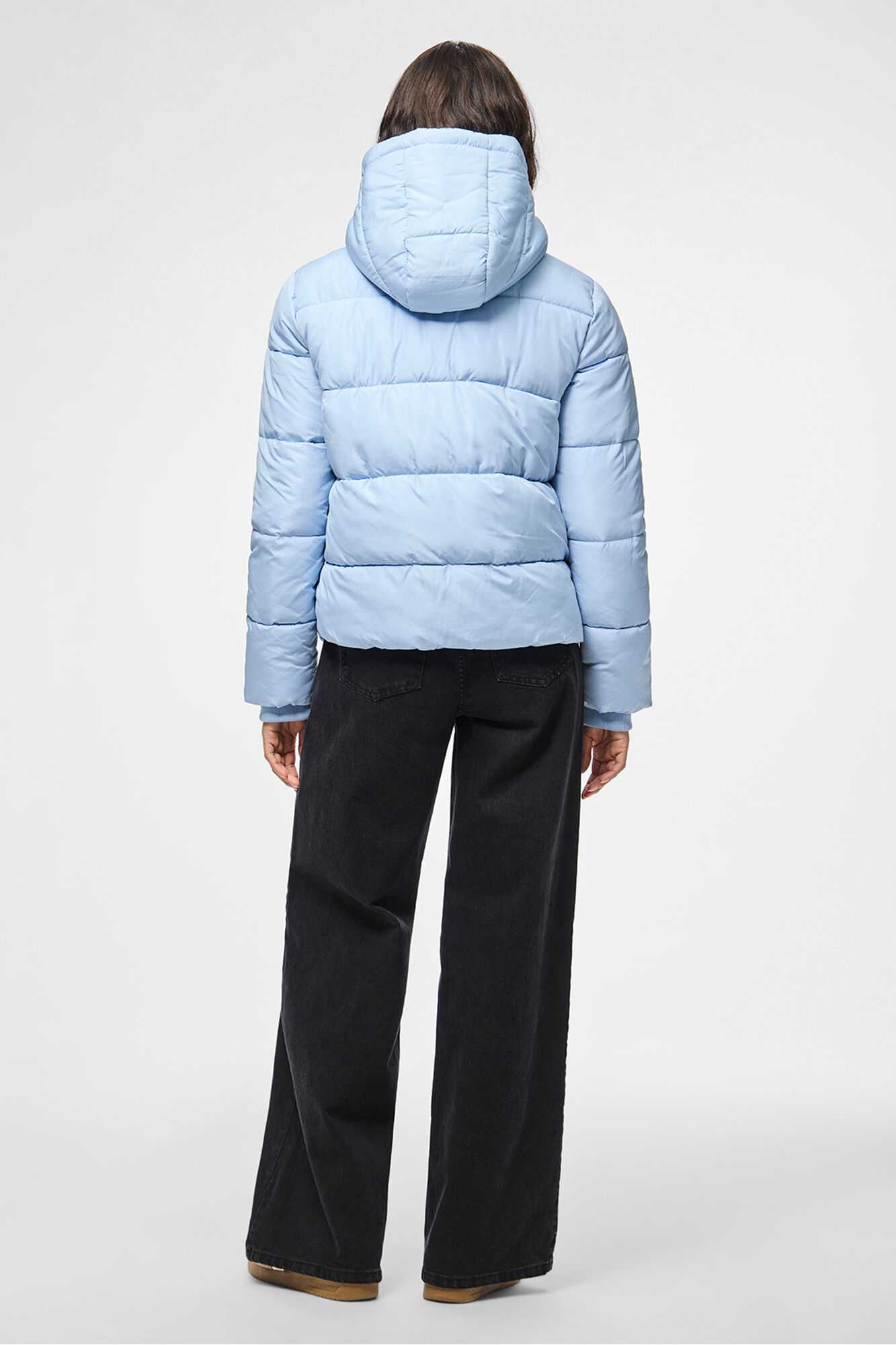 Pieces Casaco acolchoado curto com capuz