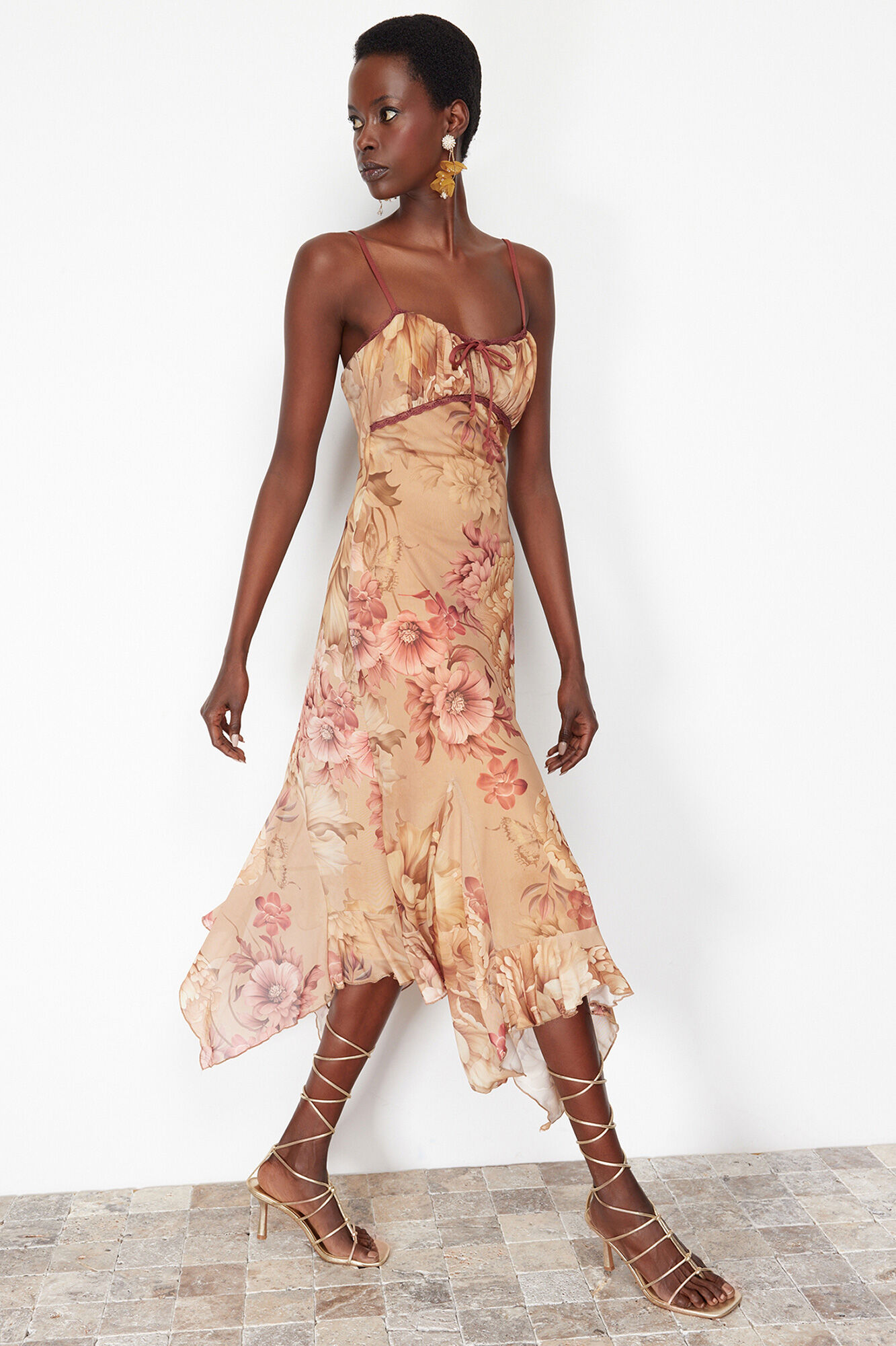 Trendyol Vestido midi detalle lazo