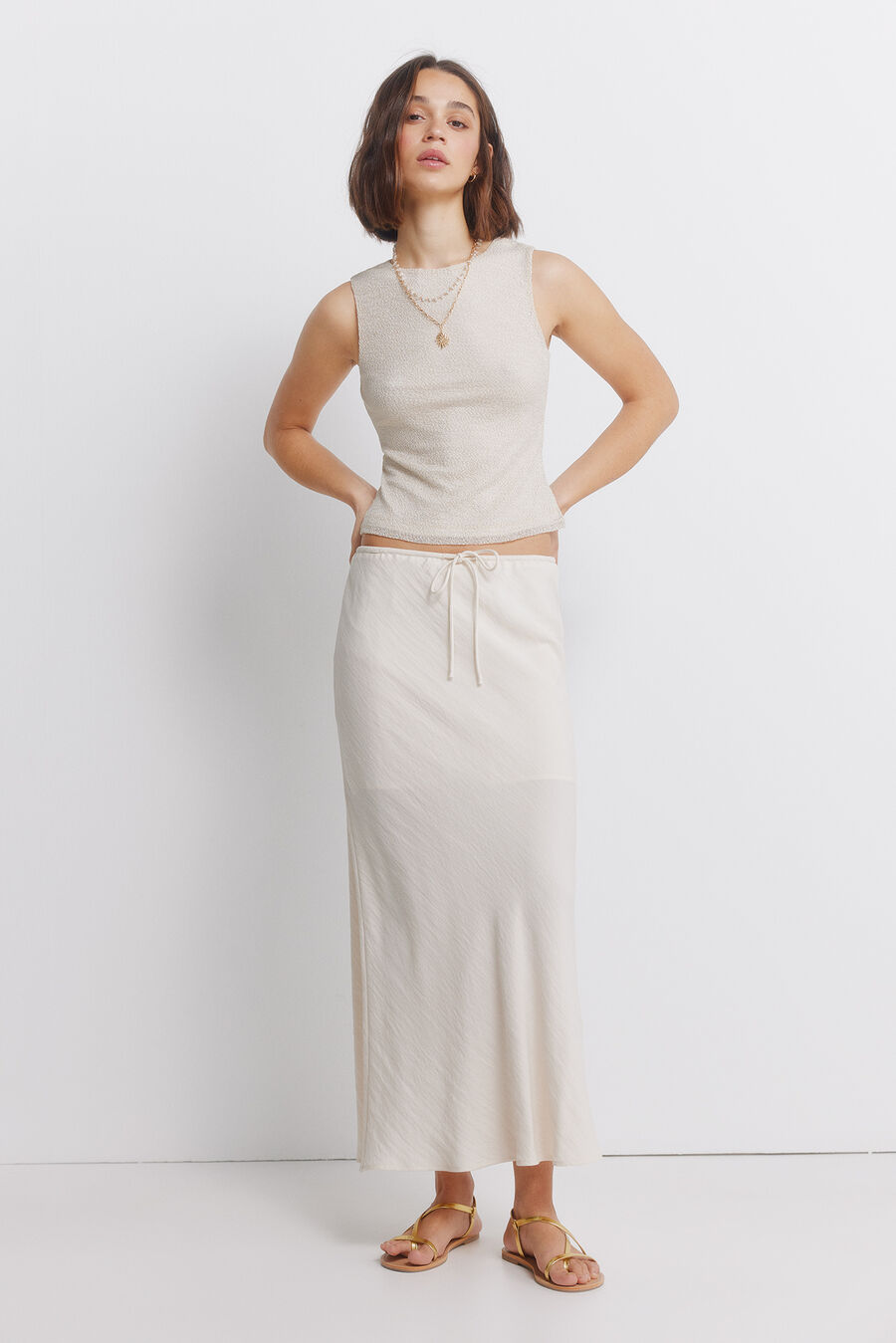 Falda midi lino cordón