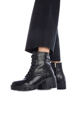 XTI Botin Con Cordones negro