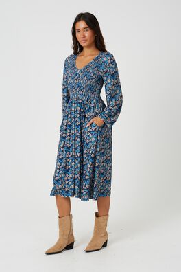 Vestido midi floral fruncido
