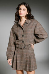 Only Chaqueta de cuadros marr&oacute;n