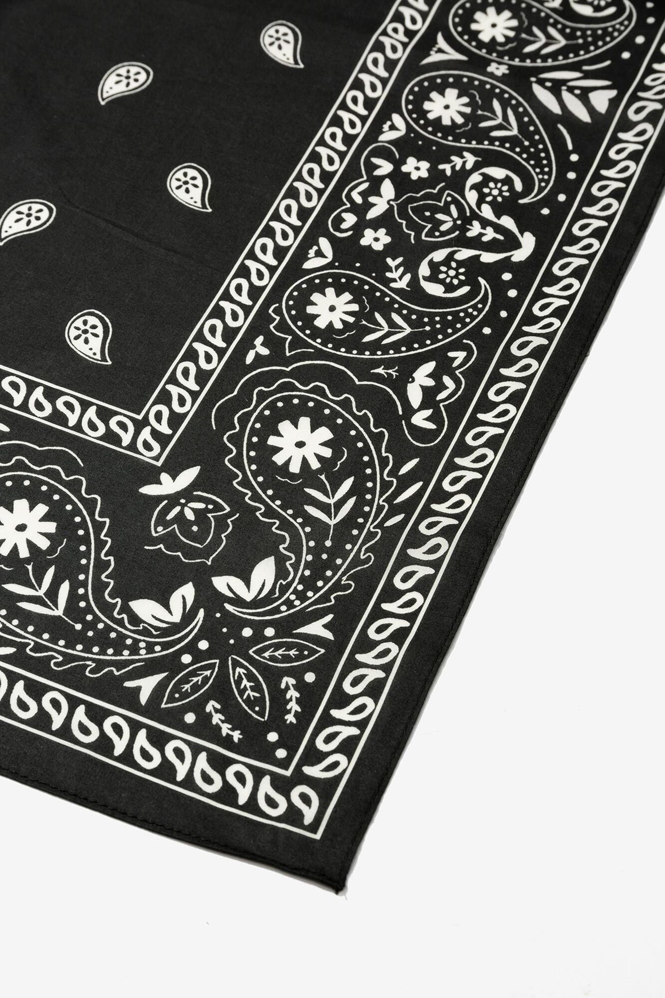 Tiffosi Len&ccedil;o estampado