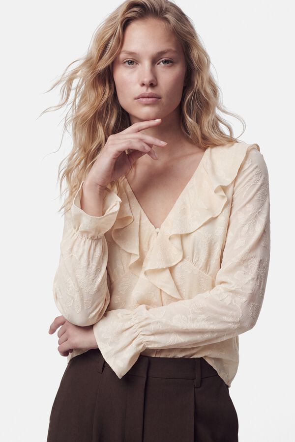 Pieces Ruffle 3/4 sleeve blouse beige