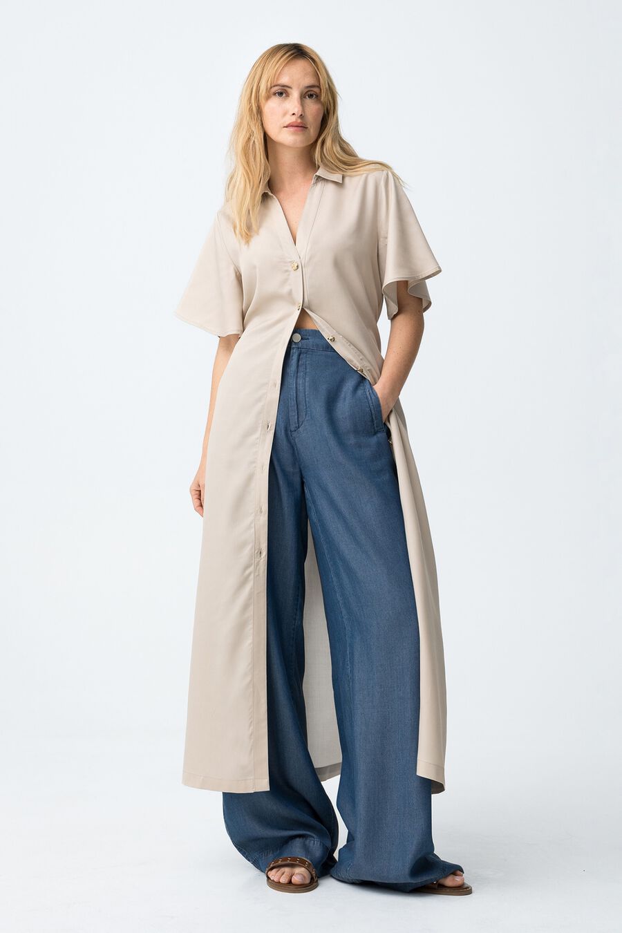 Vestido mini abotonado