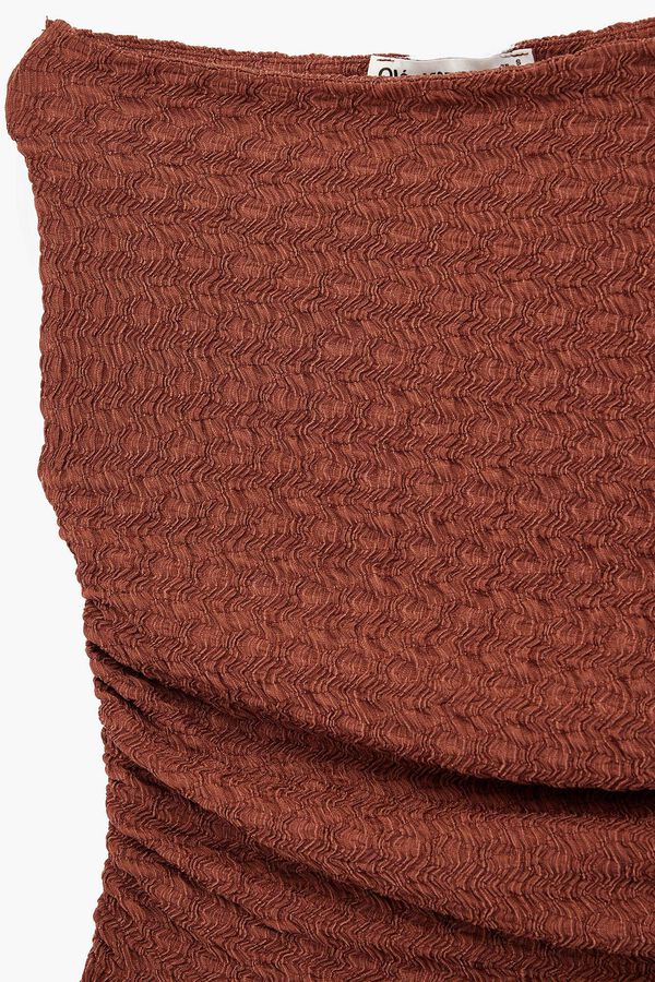 Koton Blusa drapeada entallada tostado