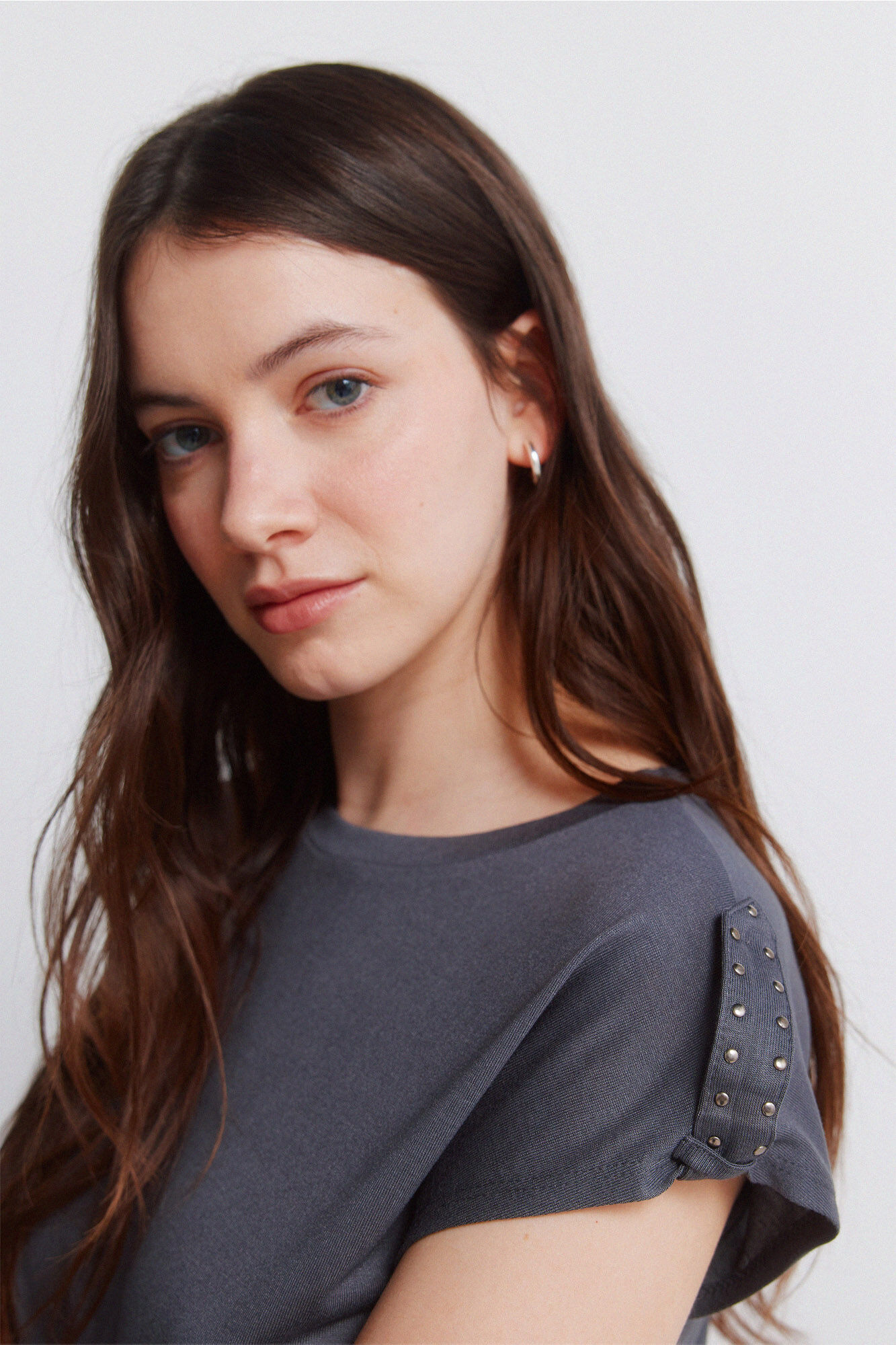 Springfield Osnovna majica sa zakovicama