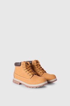 Champion Mountain style boots