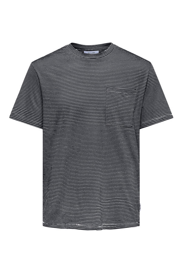 Only & Sons T-shirt with pocket and short sleeves black