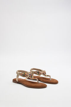 Inside Sand&aacute;lia com pedraria