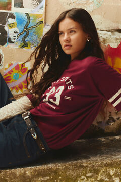 High Spirits Camiseta Rookie burdeos