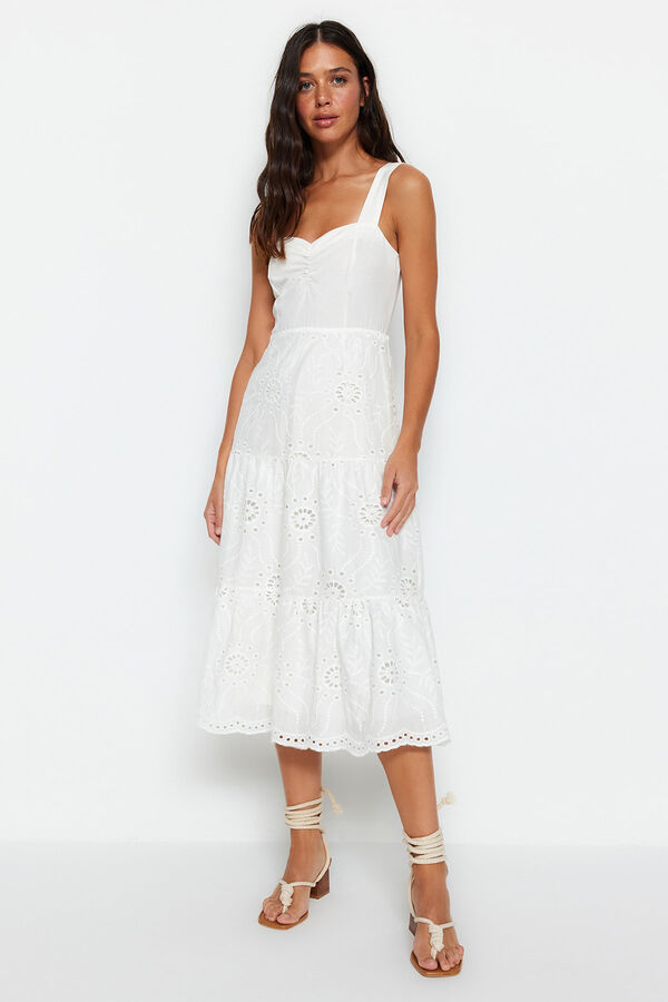 Embroidered midi dress