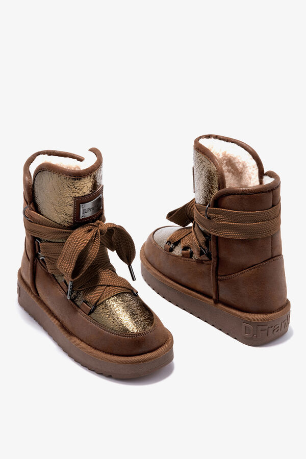 D. Franklin Nordic Boots nude