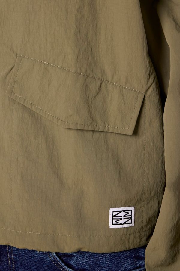 Noisy May Hooded, zip fastening and front pocket windbreaker green