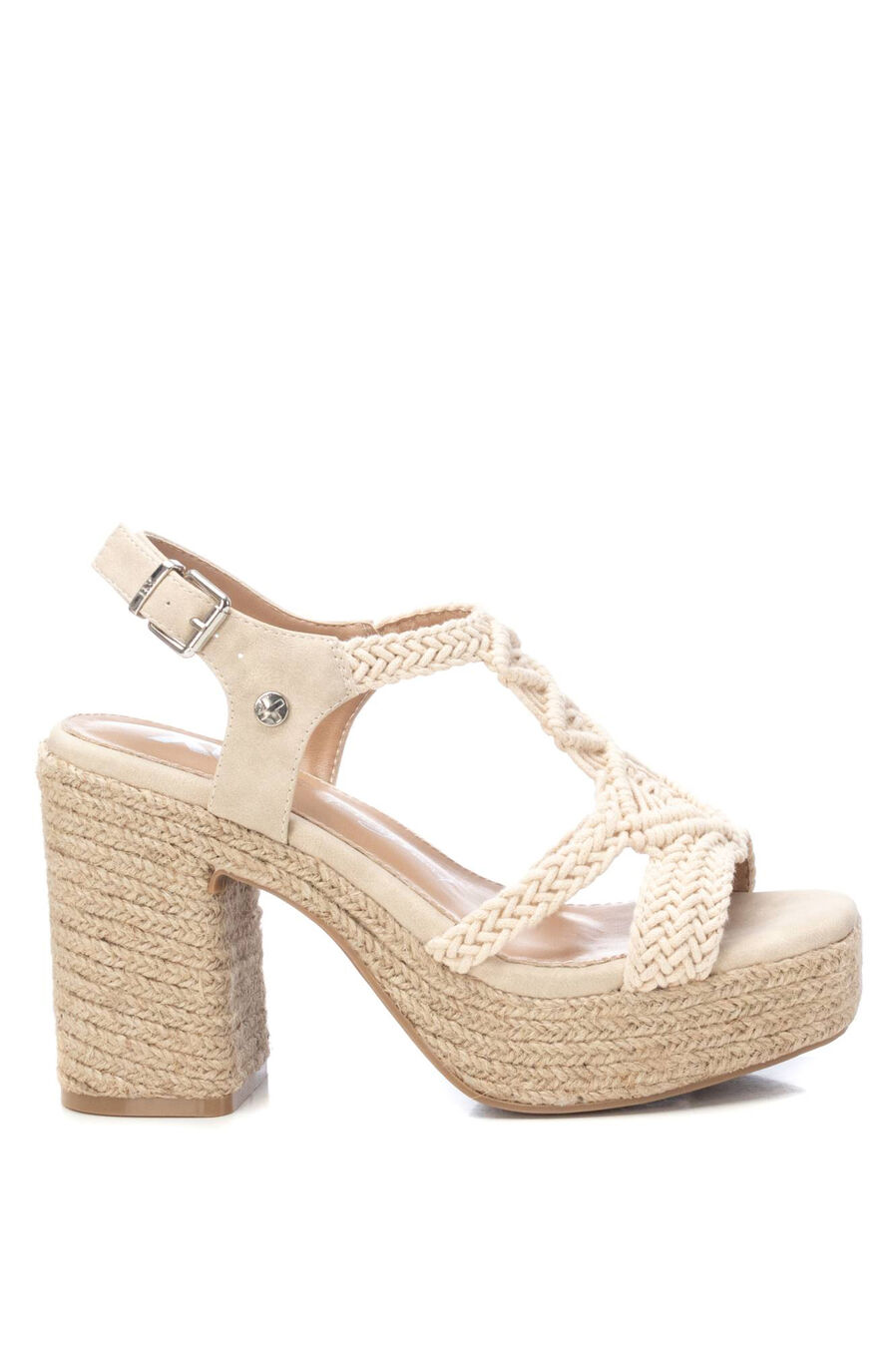 Sandalia estilo macramé tacón