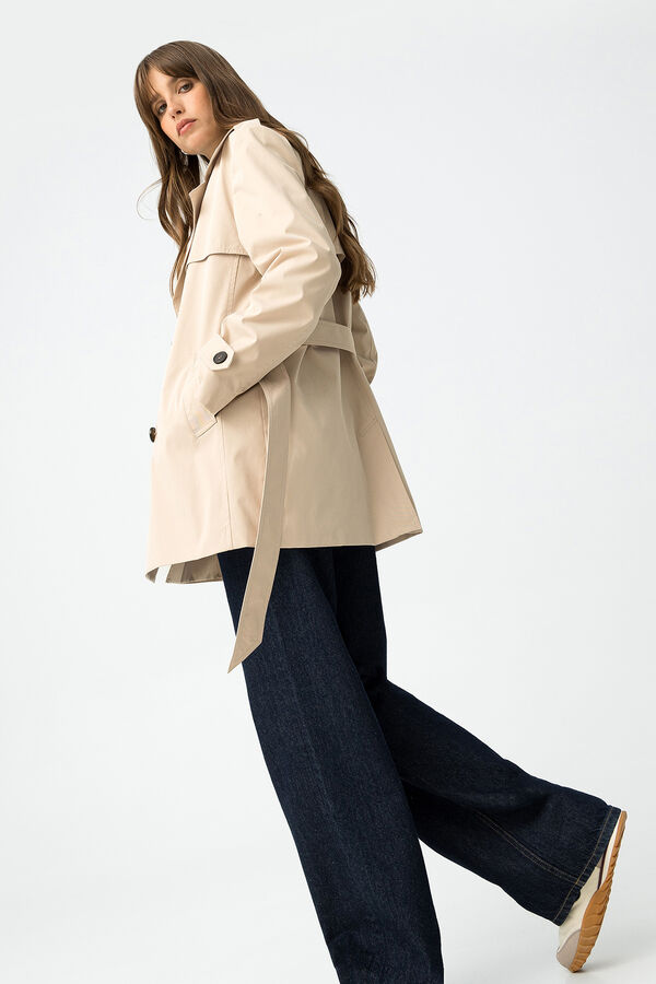 Tiffosi Gabardina regular com cinto bege