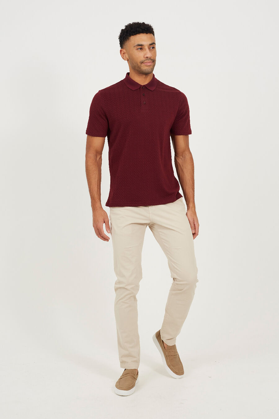 Pantalón chino con 5 bolsillos