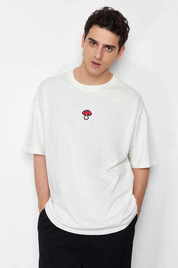 Trendyol Camiseta oversize manga corta marfil