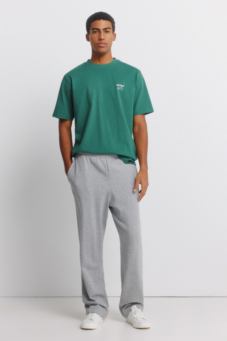 Pantalón jogger ancho