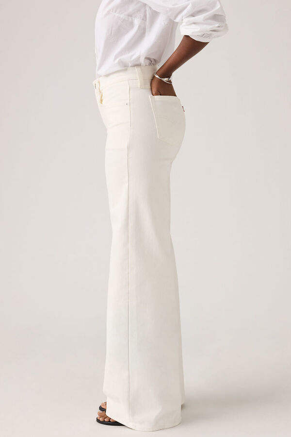 Levi's 728&trade;High Rise Wide Leg Pants  white