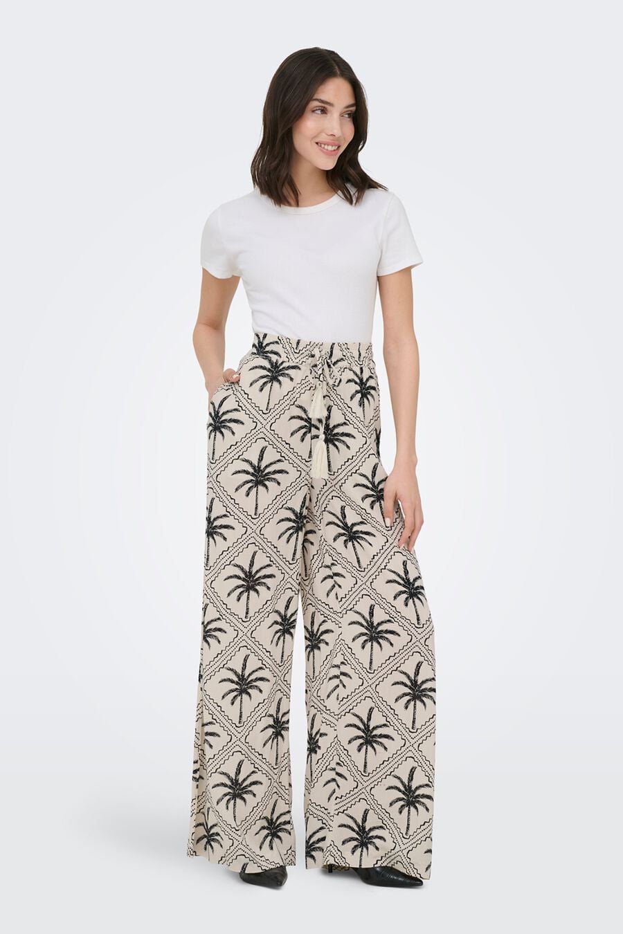 Pantalón ancho estampado
