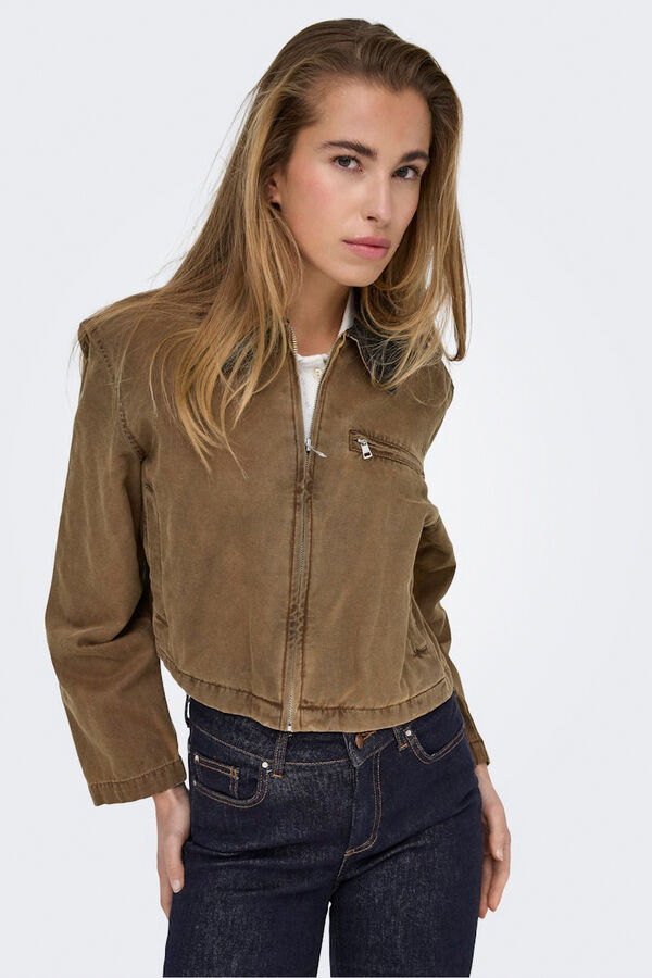 Only R&ouml;vid cipz&aacute;r kab&aacute;t term&eacute;szetes