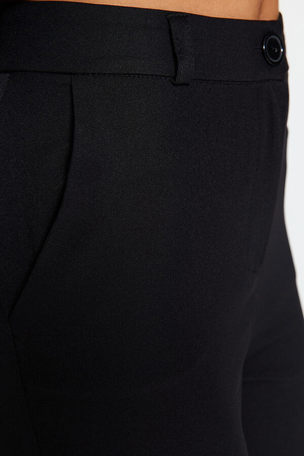 Trendyol Pantal&oacute;n b&aacute;sico negro