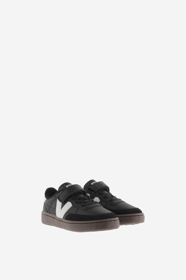Victoria Victoria Oslo faux leather sneakers with contrasting details and elastic laces black
