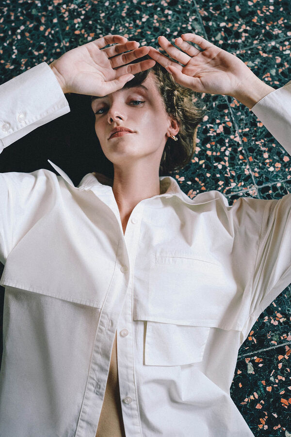 Oxxo Camisa detalle bolsillo marfil