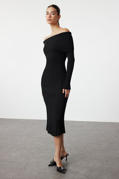 Trendyol Vestido midi hombros descubiertos