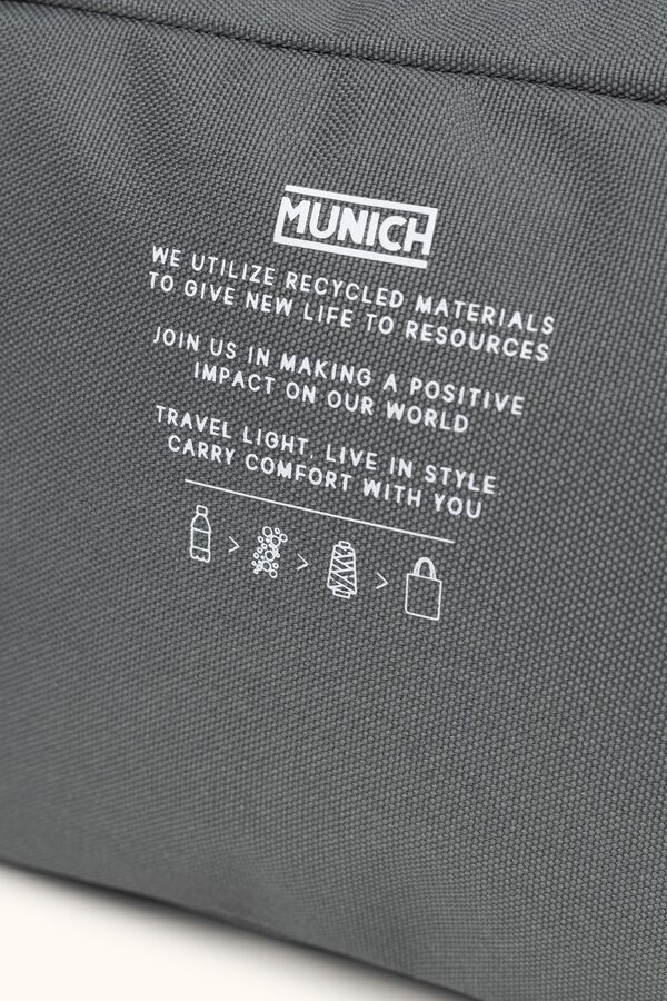 Munich Recycled sports vanity case grey