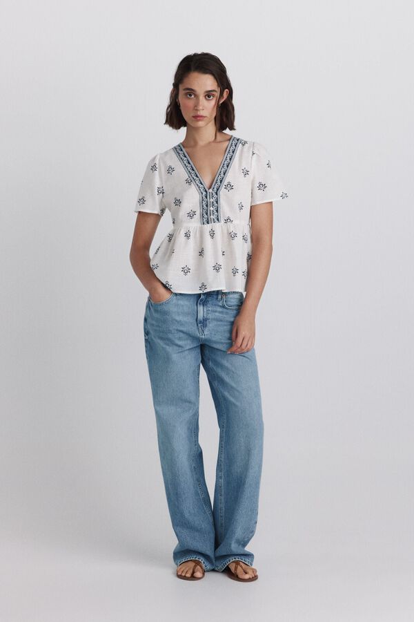 Springfield Peplum shirt with neckline details printed