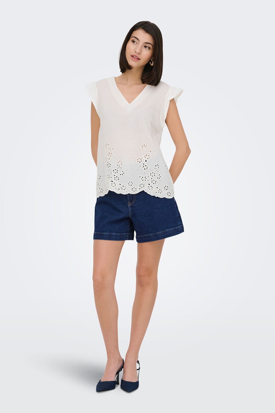 Short vaquero de pinzas