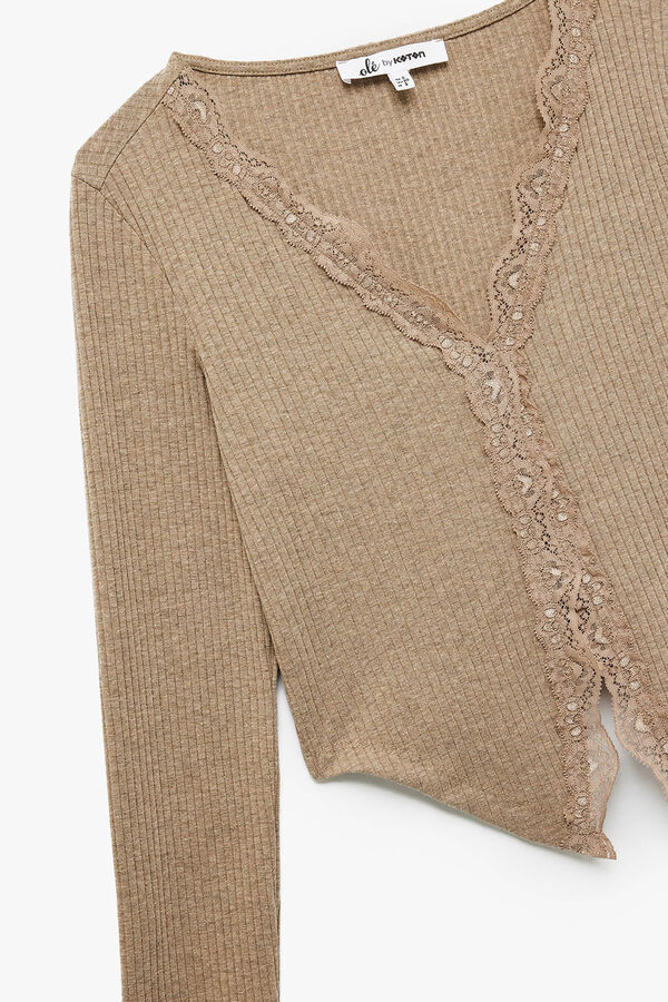 Koton Camiseta crop beige