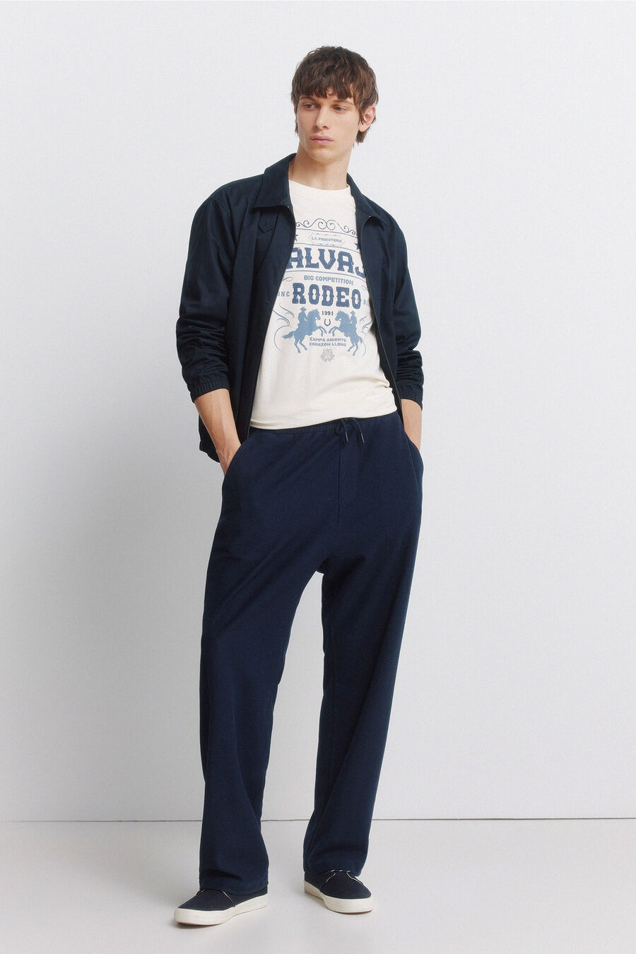 Pantalón jogger recto